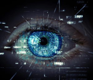 Menschliches Auge mit blauer Iris, um das sich verschiedene technische Daten sammeln
